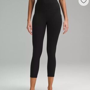 Lululemon cropped align leggings with pockets size 2